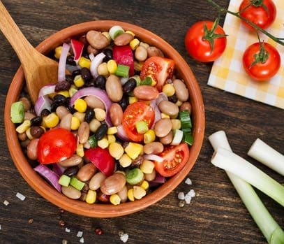 Mixed bean salad with corn and tomatoes